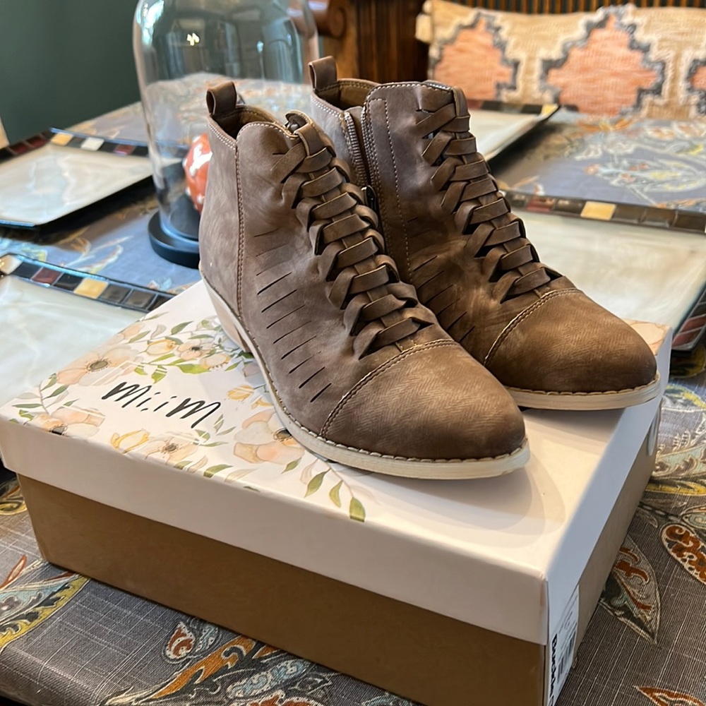 Brand New Mi.iM Ankle Booties